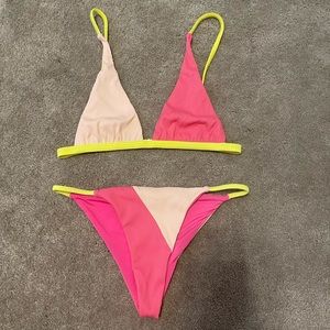 BR Bikini Set Sz S - moving must go !